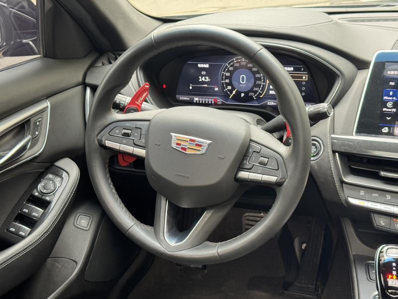 Cadillac CT5, 2023 — фото 11 из 12