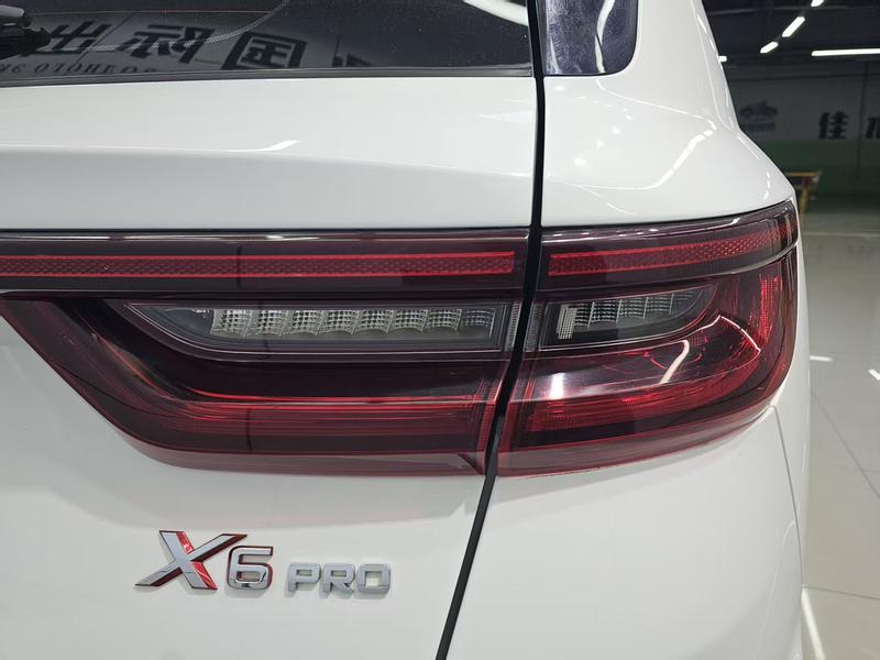 Geely Vision X6, 2022 — фото 9 из 12