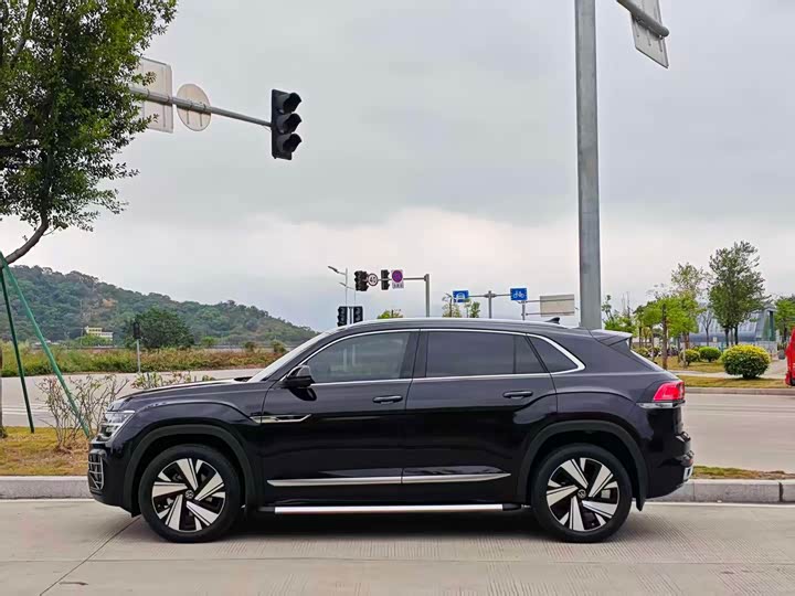 Volkswagen Teramont Pro, 2024 — фото 5 из 9