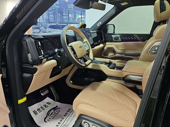 BYD FangChengBao Leopard 8, 2025 — фото 6 из 9