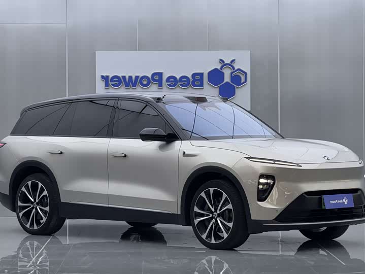 Nio ES8, 2023 — фото 3 из 9