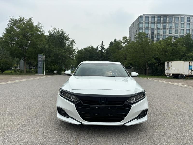 Honda Accord, 2022 — фото 2 из 11