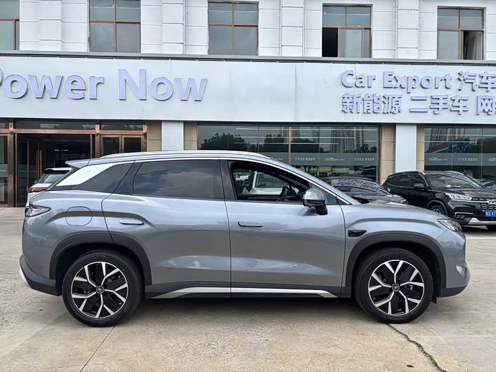 BYD Song L DM-i Hybrid, 2024 — фото 4 из 9
