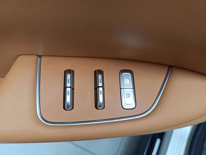 Dongfeng Yipai eπ 007, 2025 — фото 8 из 9