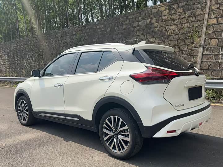 Nissan Kicks, 2024 — фото 7 из 9