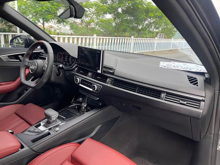 Audi A4L, 2025 — фото 7 из 9