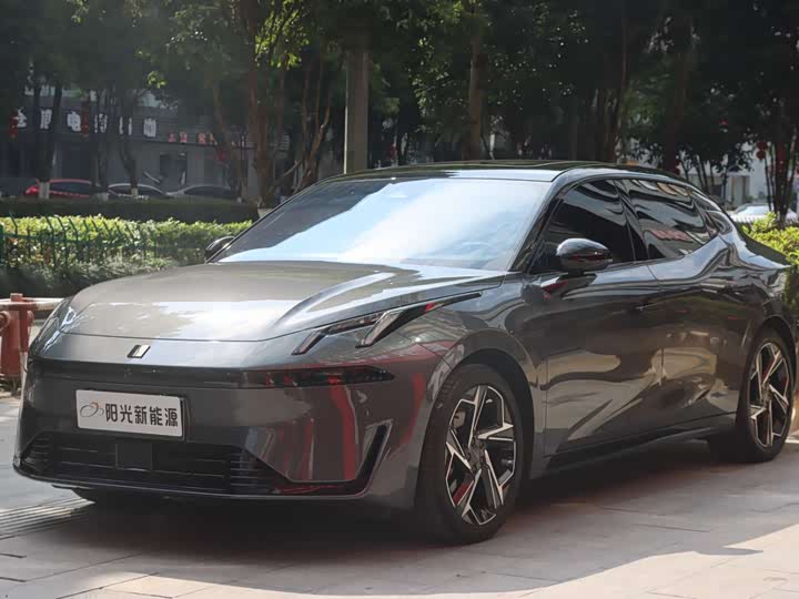 Lynk & Co 07 EM-P Hybrid, 2025 — купить в Рязани под ключ