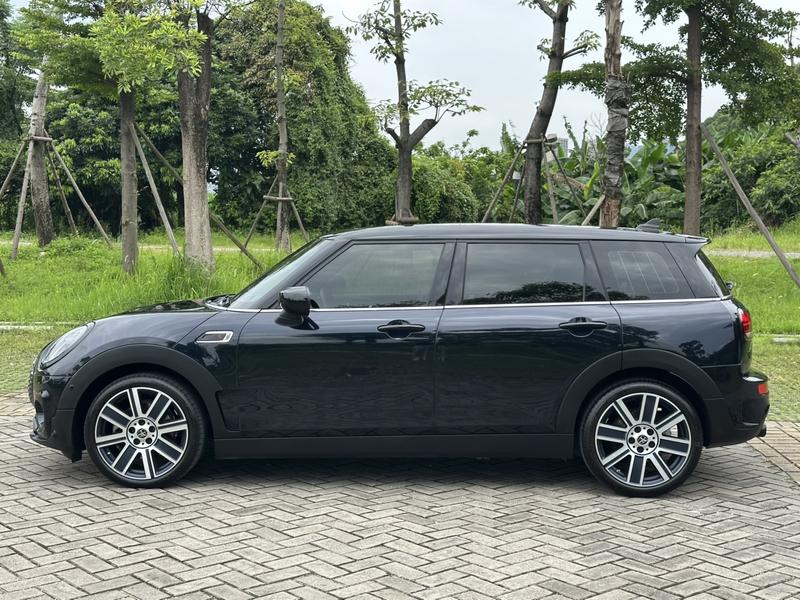 Mini Clubman, 2023 — фото 4 из 12
