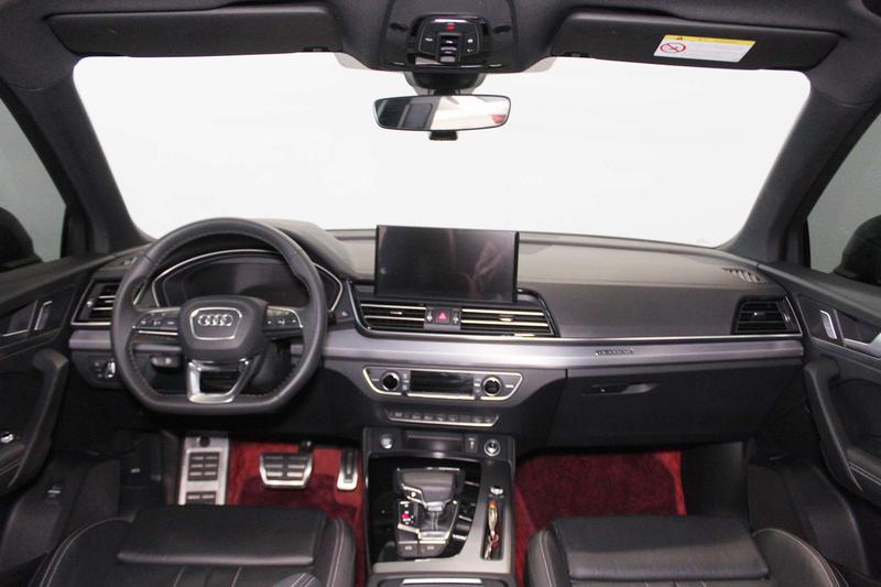 Audi Q5L Sportback, 2024 — фото 7 из 12