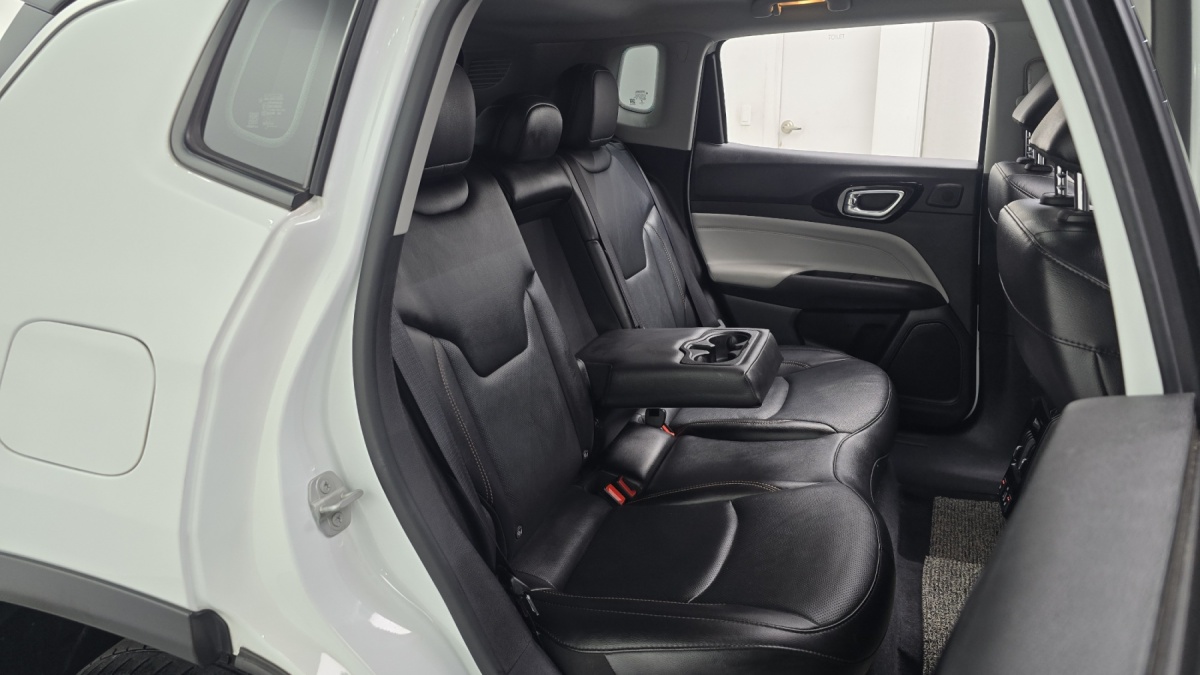 Jeep Compass, 2022 — фото 10 из 12