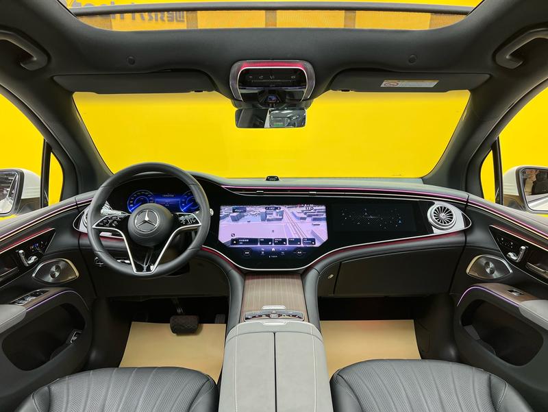 Mercedes-Benz EQS SUV, 2025 — фото 7 из 12