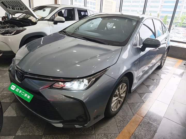 Toyota Corolla, 2022 — фото 2 из 9