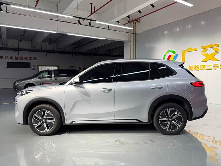 Geely Galaxy Starship 7, 2025 — фото 6 из 9