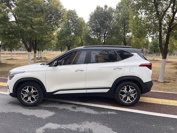 Kia KX3, 2022 — фото 7 из 9