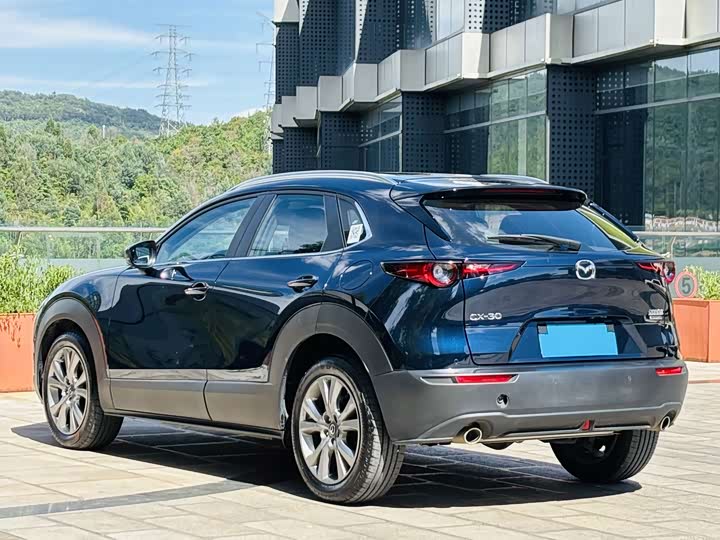 Mazda CX-30, 2025 — фото 4 из 9