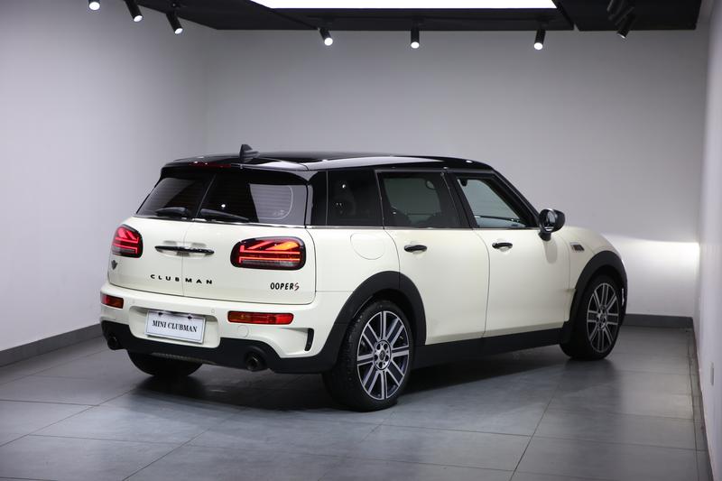 Mini Clubman, 2022 — фото 4 из 12