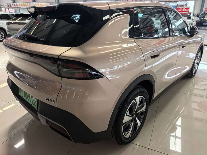 Changan Qiyuan (Nevo) Q05, 2025 — фото 4 из 9