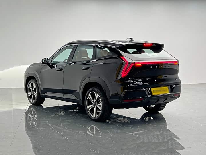Geely Atlas L, 2026 — фото 4 из 9