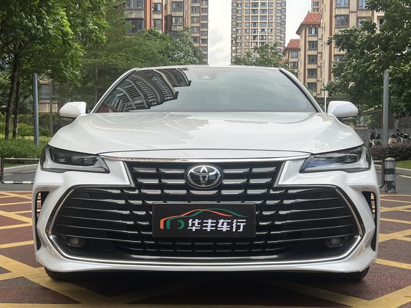 Toyota Avalon, 2022 — фото 2 из 12