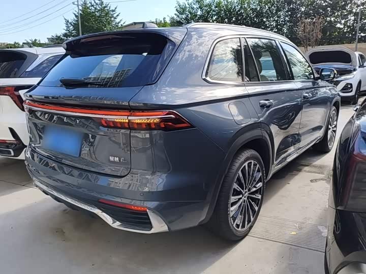 Geely Monjaro, 2025 — фото 7 из 9