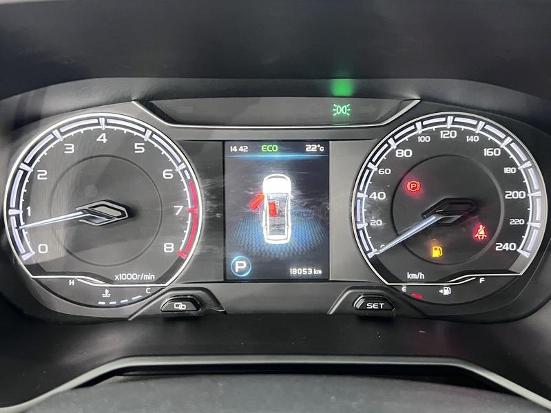 Geely Vision X6, 2022 — фото 9 из 12