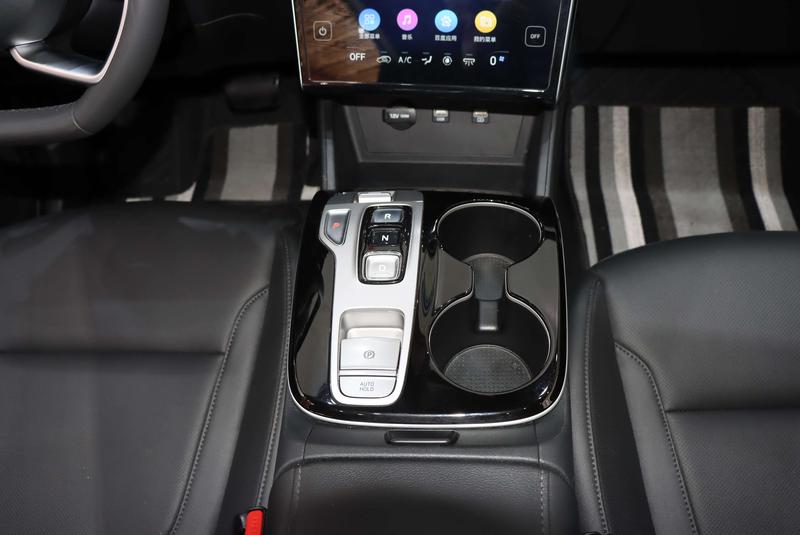 Hyundai Tucson L, 2022 — фото 12 из 12