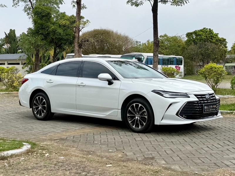 Toyota Avalon, 2023 — фото 3 из 12