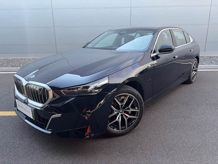 BMW i5, 2025 — купить в Брянске под ключ