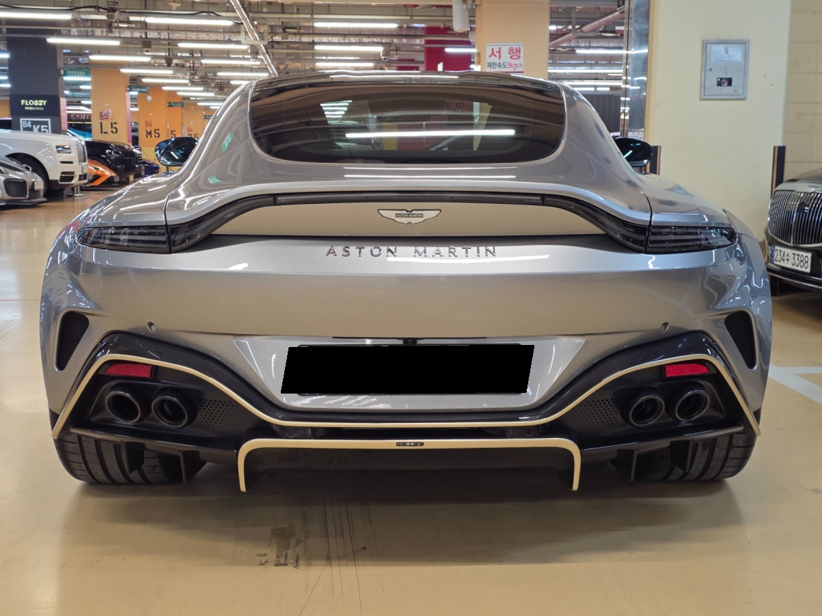 Aston Martin Vantage, 2025 — фото 5 из 12
