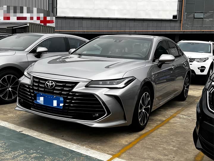 Toyota Avalon, 2023 — купить в Санкт-Петербурге под ключ