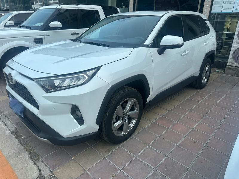 Toyota RAV4, 2022 — купить в Санкт-Петербурге под ключ