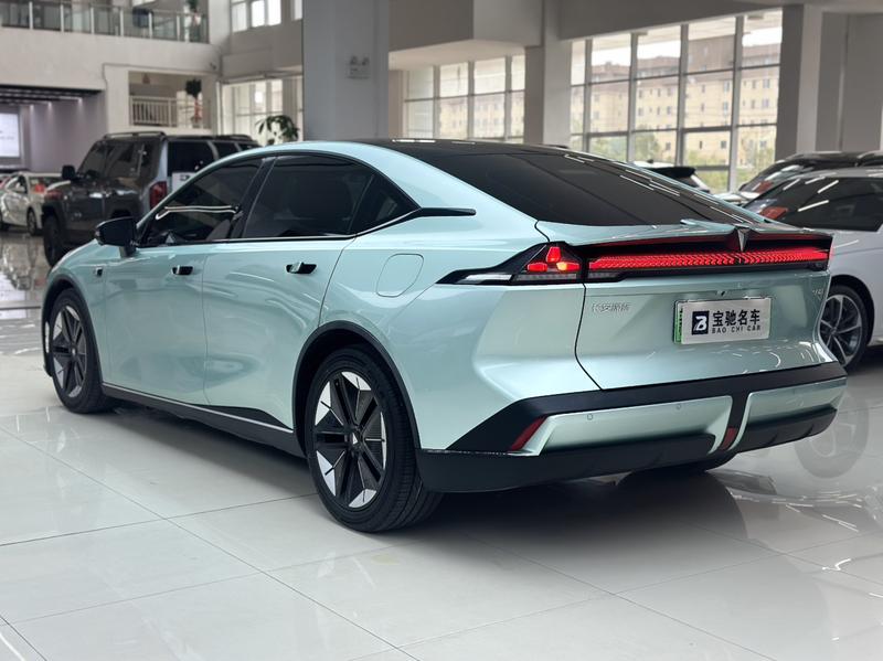Changan Deepal SL03, 2023 — фото 4 из 12
