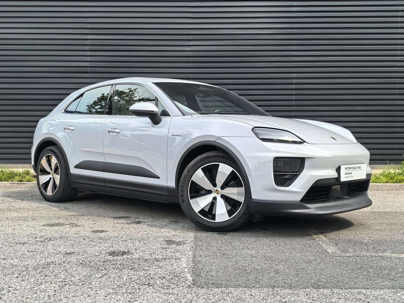 Porsche Macan EV, 2024 — фото 3 из 12
