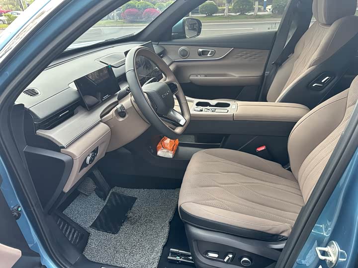 Chery Tiggo 8 Plus C-DM, 2024 — фото 7 из 9
