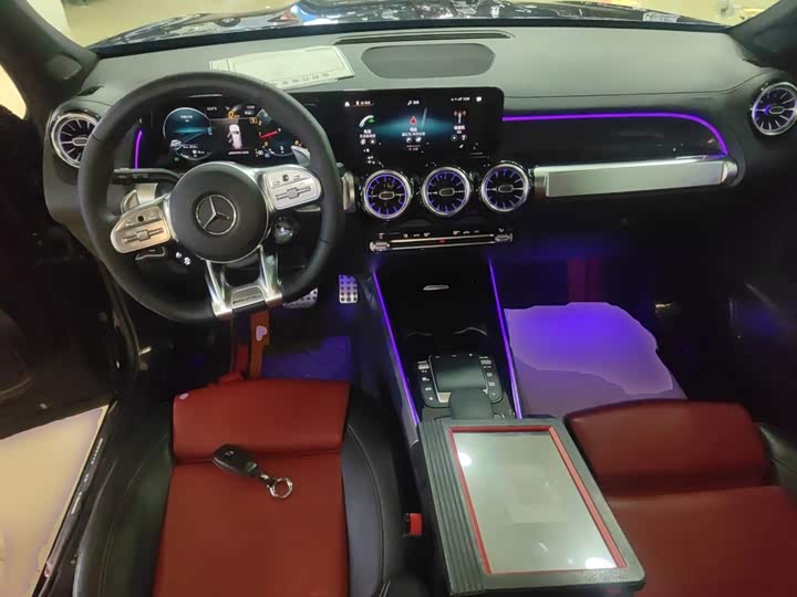 Mercedes-Benz GLB-Class AMG, 2022 — фото 7 из 9