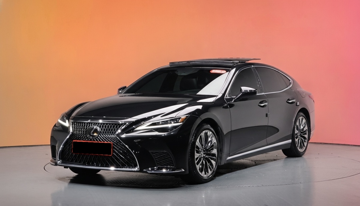 Lexus LS, 2022 — купить в Иванове под ключ