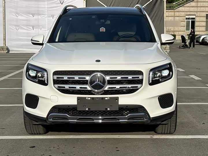 Mercedes-Benz GLB-Class, 2023 — фото 3 из 9