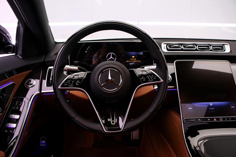 Mercedes-Benz Maybach S-Class, 2025 — фото 8 из 12