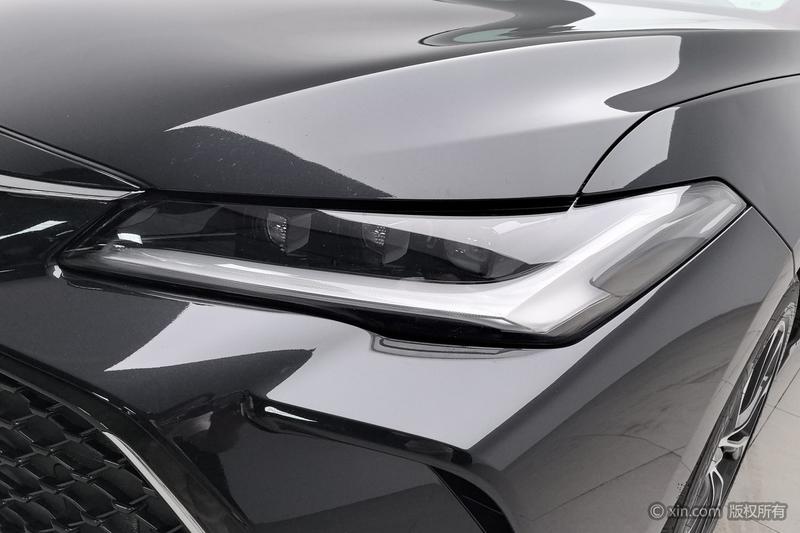 Toyota Avalon, 2023 — фото 5 из 12