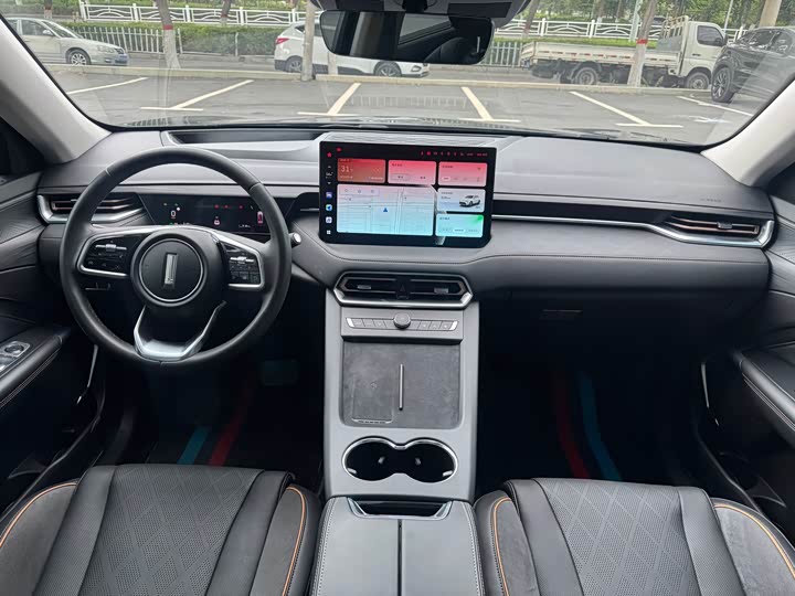 Wey Latte DHT Hybrid, 2024 — фото 6 из 9