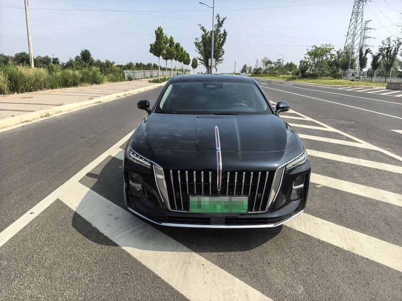Hongqi H5 Hybrid, 2025 — фото 2 из 10