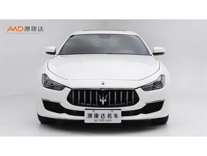 Maserati Ghibli, 2021 — фото 2 из 9