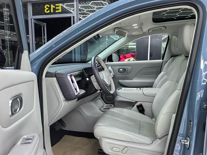 Leapmotor B10, 2025 — фото 8 из 9
