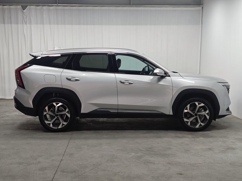 Geely Atlas L, 2023 — фото 8 из 12