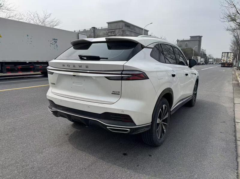 Roewe RX5, 2022 — фото 6 из 10