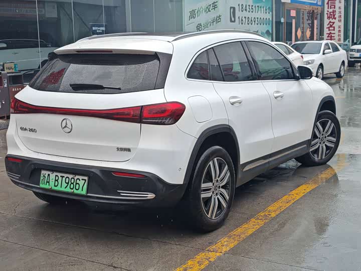 Mercedes-Benz EQA, 2023 — фото 5 из 5
