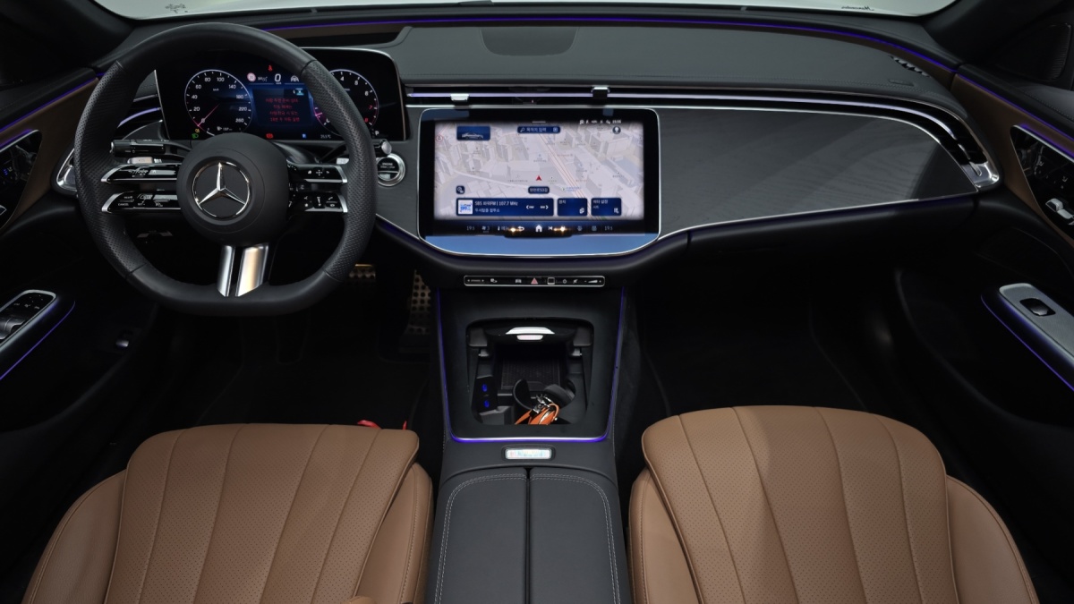 Mercedes-Benz E-Class, 2025 — фото 6 из 12