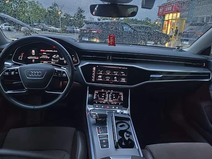 Audi A7L, 2023 — фото 8 из 9