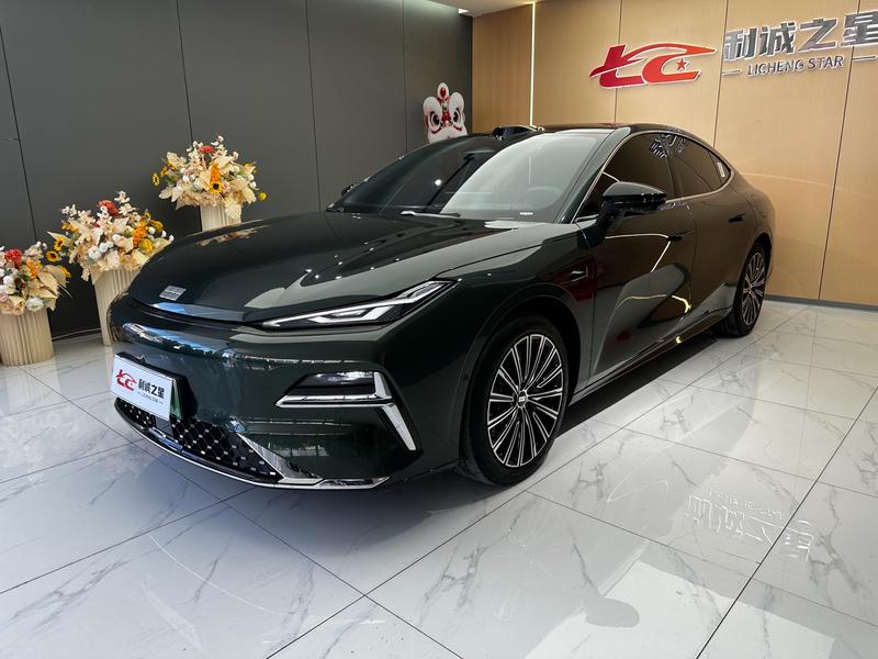Geely Galaxy Starshine 8 EM-i, 2025 — купить в Санкт-Петербурге под ключ