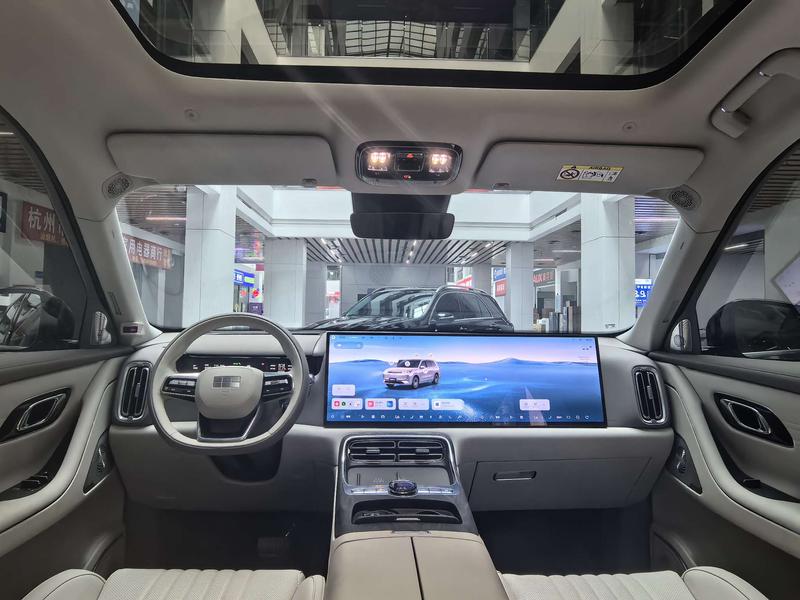 Geely Galaxy M9, 2025 — фото 10 из 12